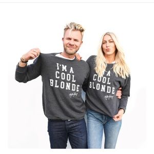 Justin Anderson “I’m a cool blonde” gray crew neck sweatshirt